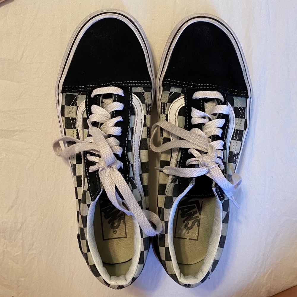 black checkered vans